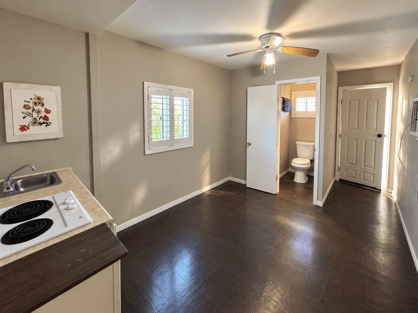 Bakersfield House: 2204 Butterfield Ave