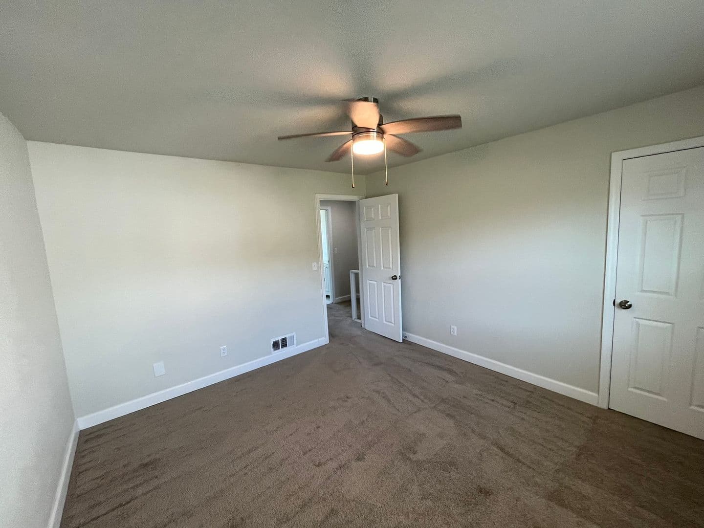 Columbus Apartment: 1031 Martin Luther King Junior Boulevard
