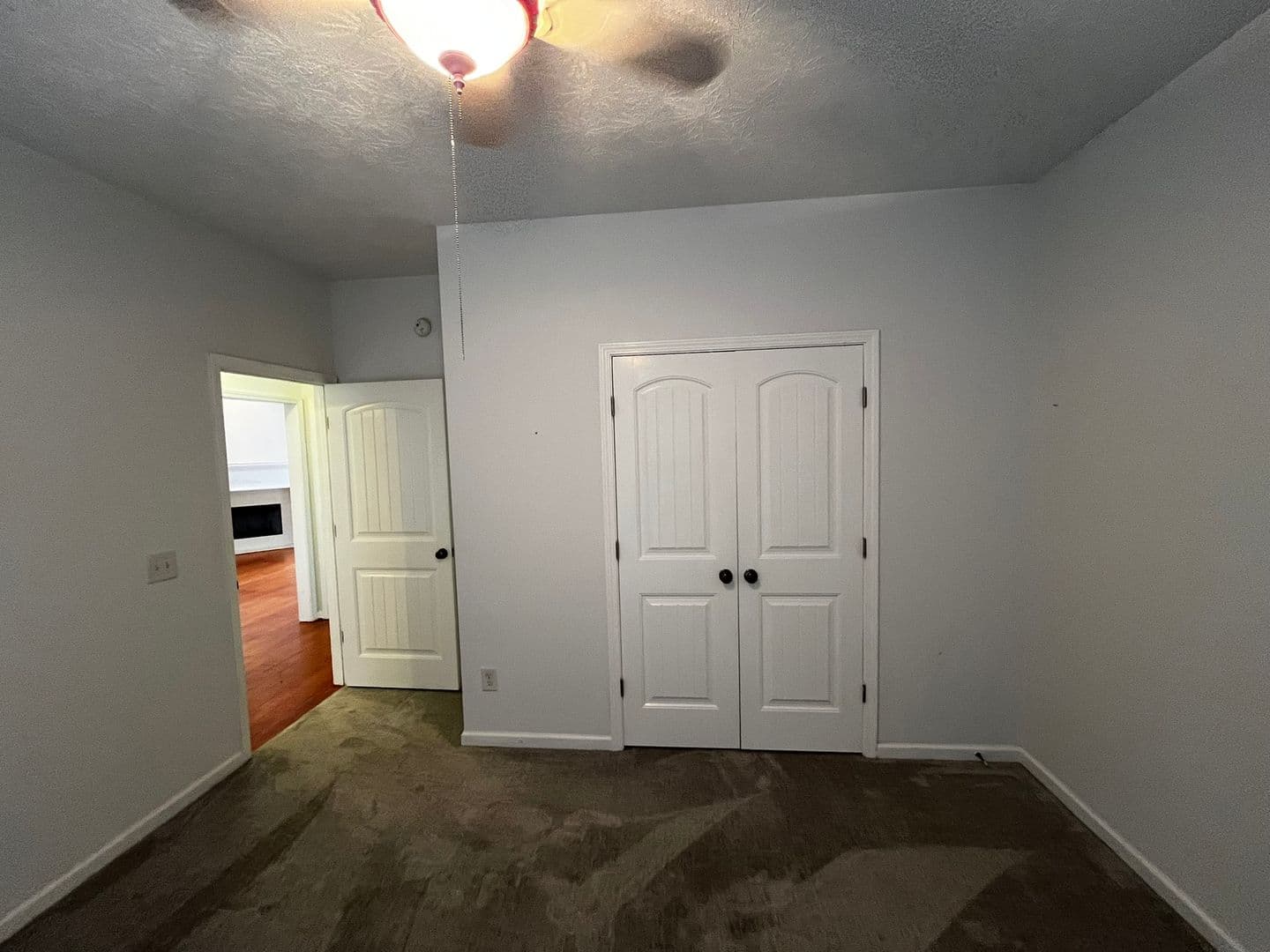 Columbus House: 7013 Imperial Way