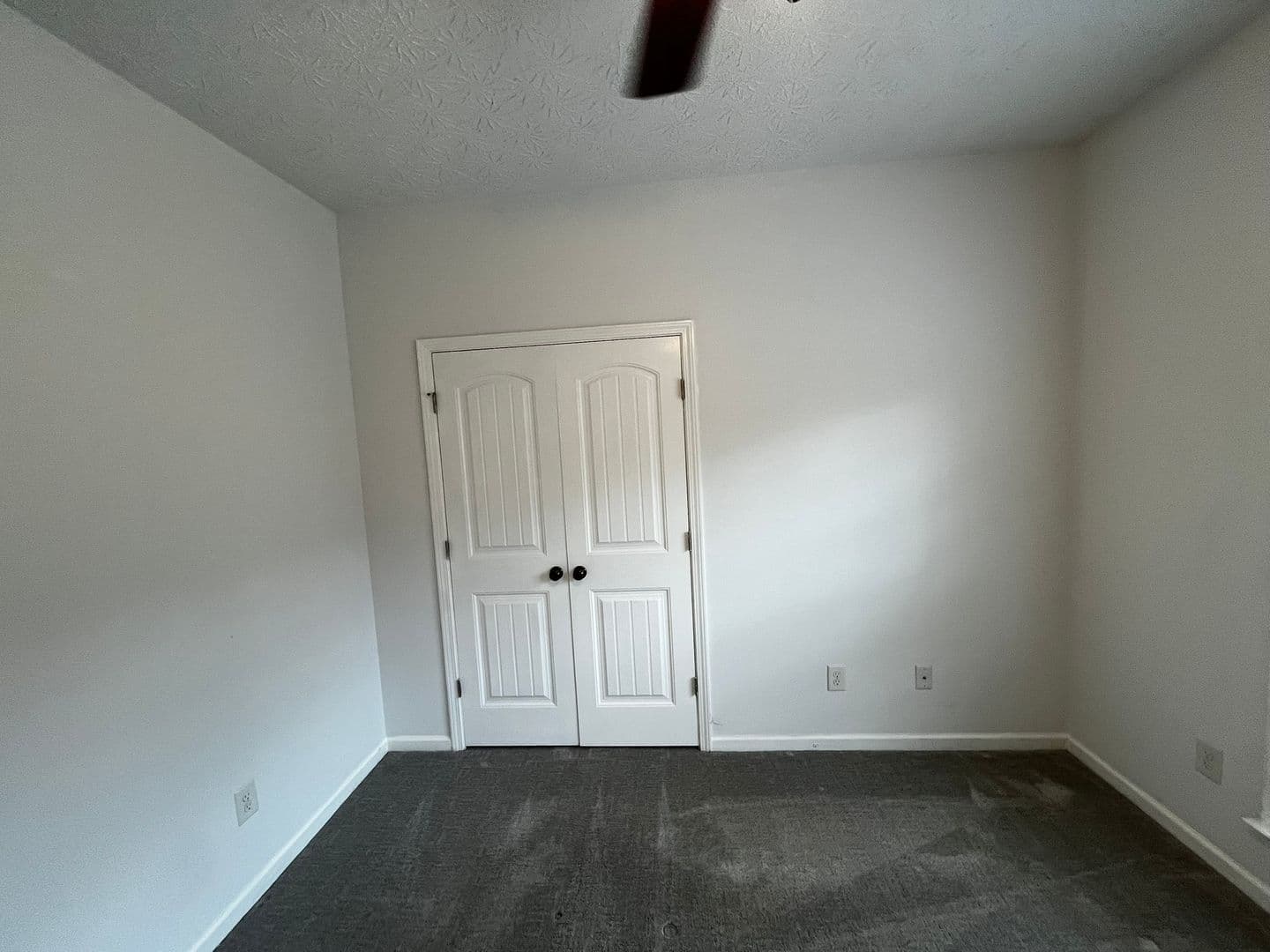Columbus House: 7013 Imperial Way