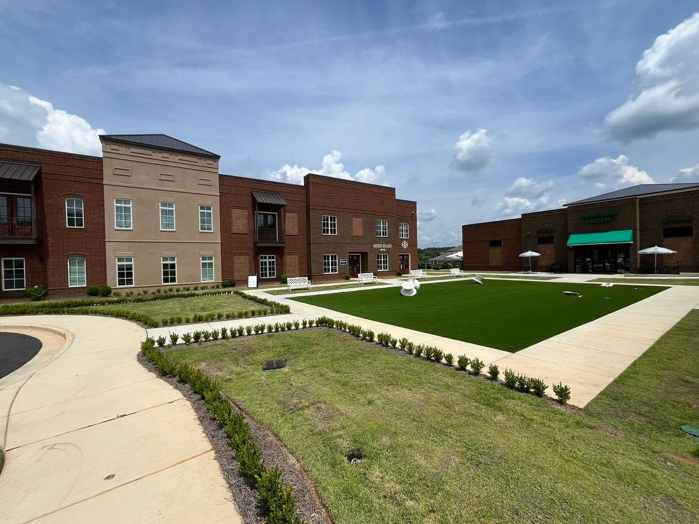 Columbus Apartment: 6801 River Rd