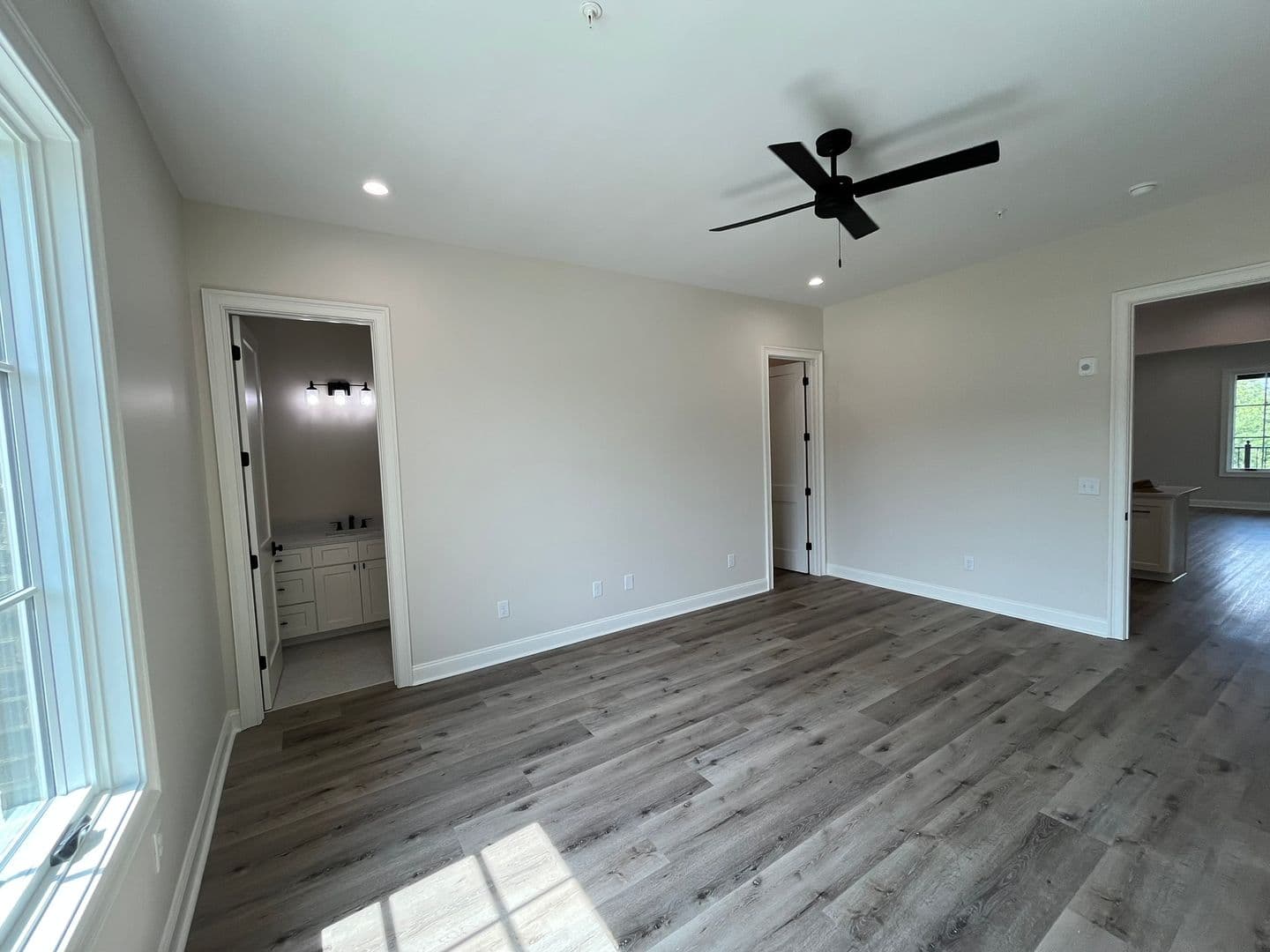 Columbus Apartment: 6801 River Rd