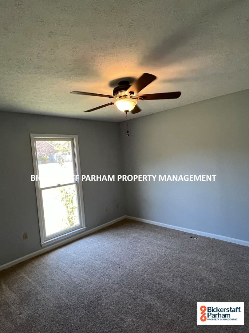 Columbus House: 6360 Olde Town Drive