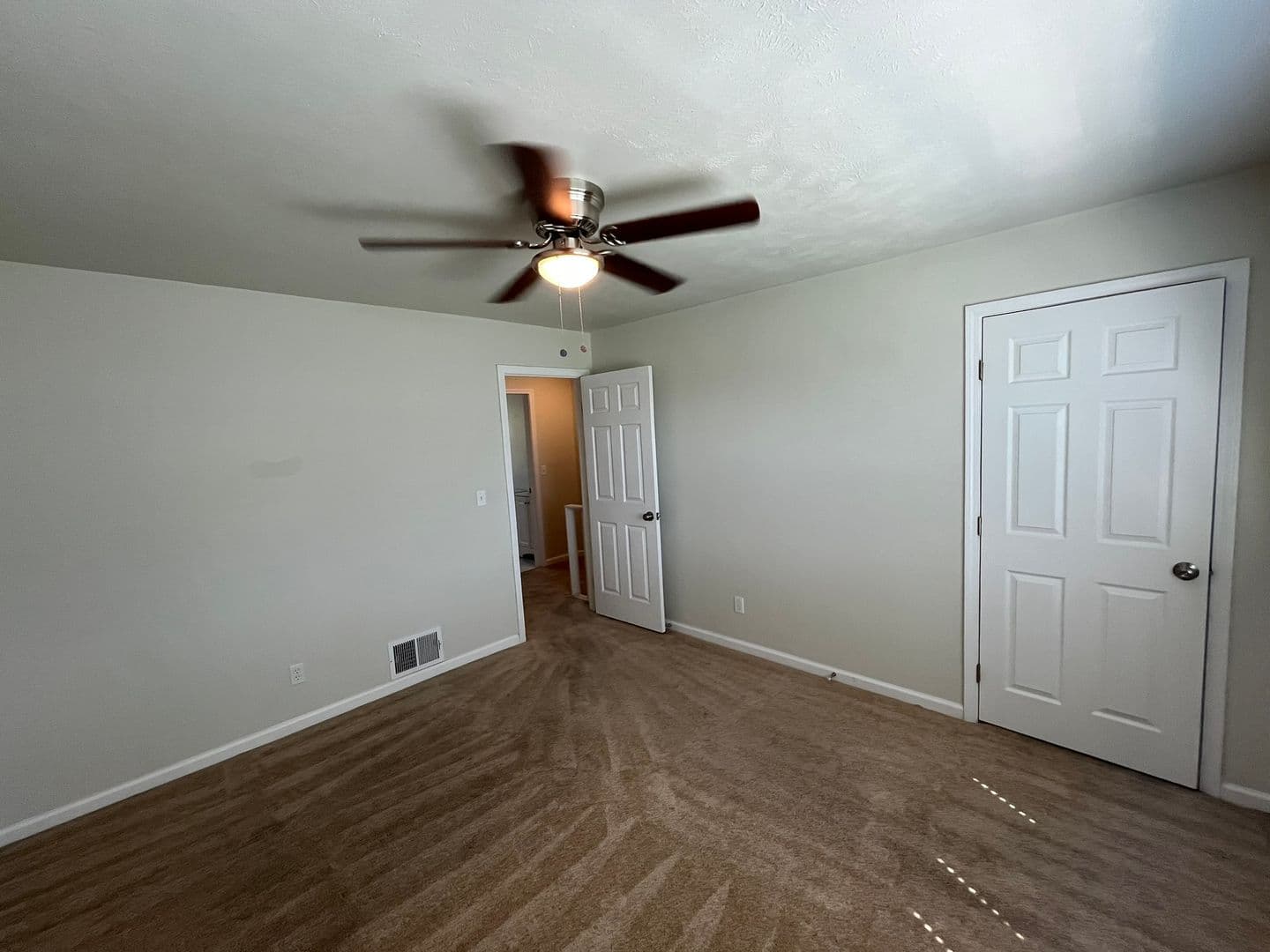 Columbus Apartment: 1031 Martin Luther King Junior Boulevard