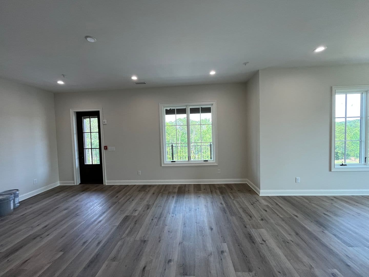 Columbus Apartment: 6801 River Rd