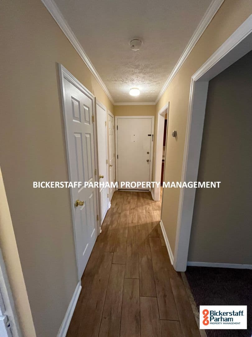 Columbus House: 4312 Old Macon Rd #8