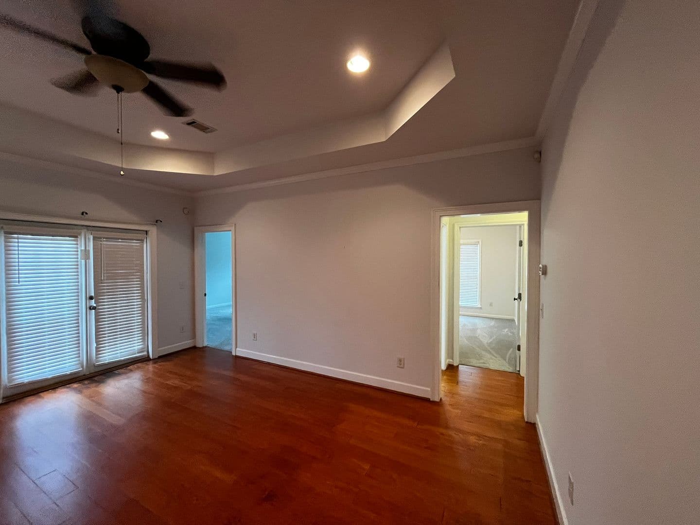 Columbus House: 7013 Imperial Way