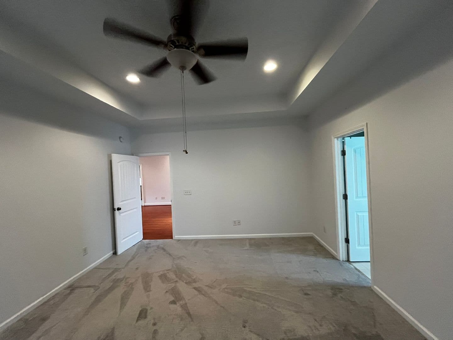 Columbus House: 7013 Imperial Way