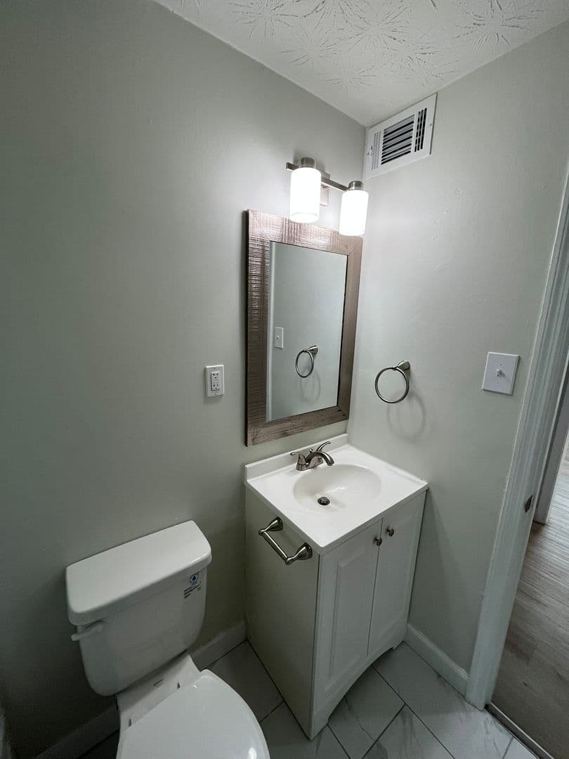 Columbus Apartment: 1031 Martin Luther King Junior Boulevard