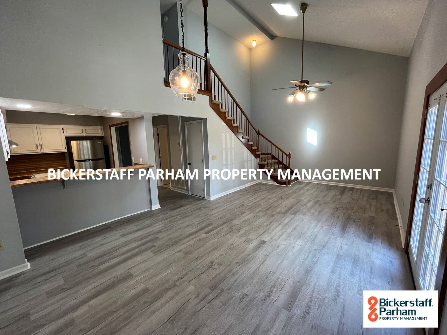 Columbus House: 6360 Olde Town Drive