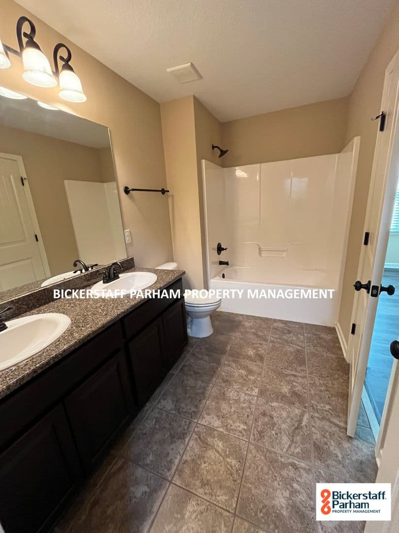 Fortson House: 9468 Forest Crown Drive