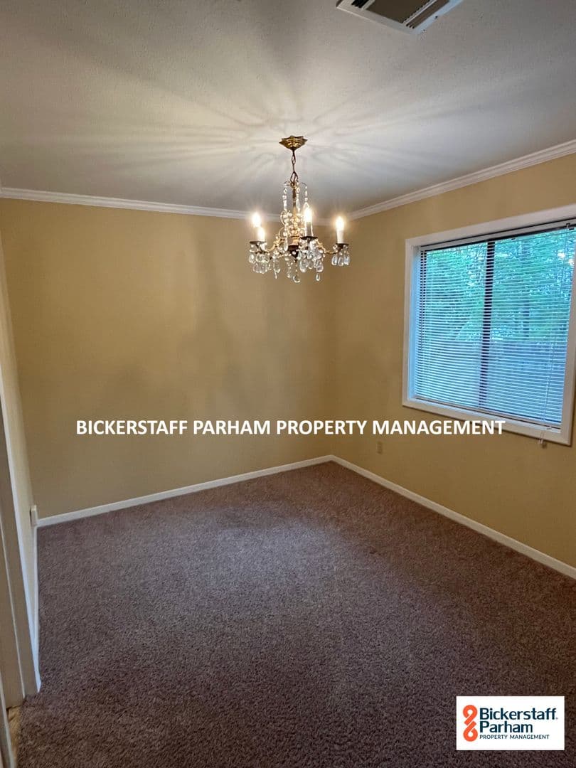 Columbus House: 4312 Old Macon Rd #8
