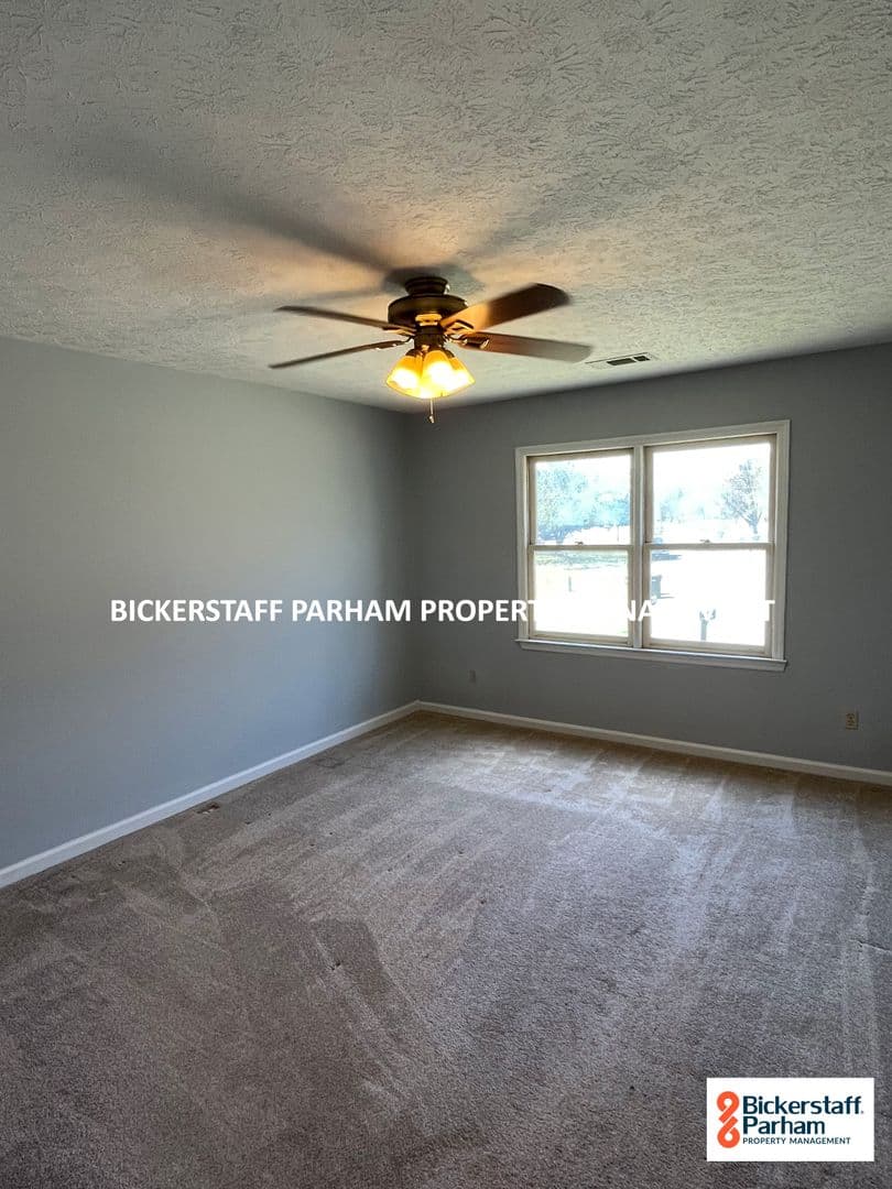 Columbus House: 6360 Olde Town Drive