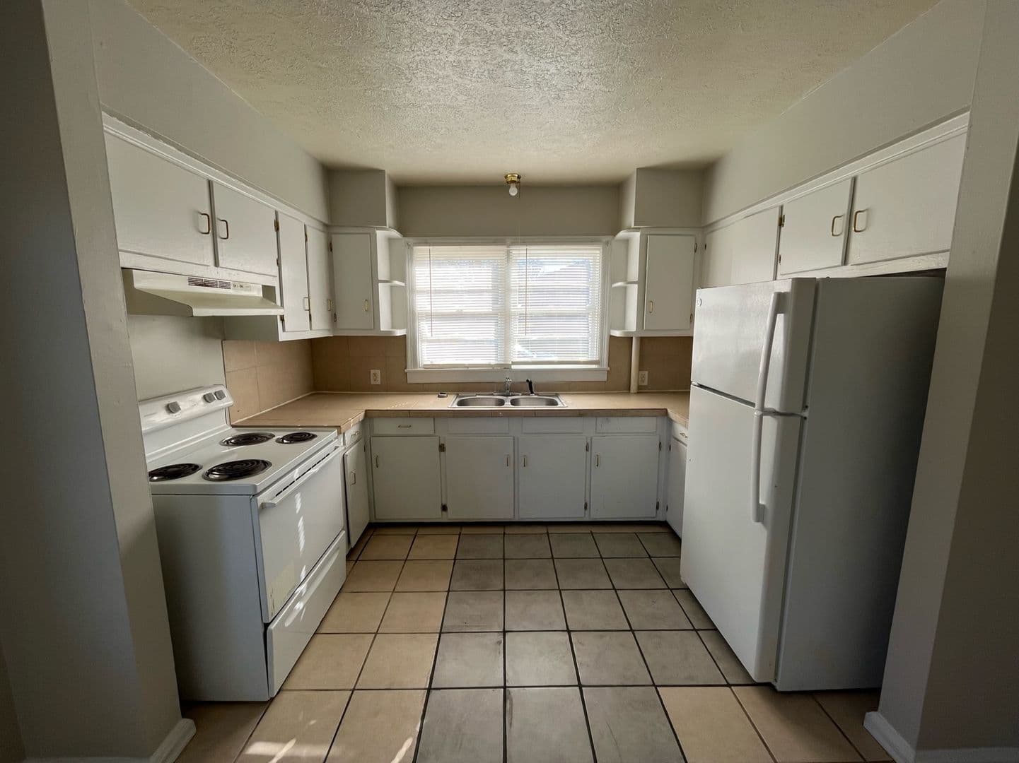 Columbus Apartment: 4317 Third Avenue