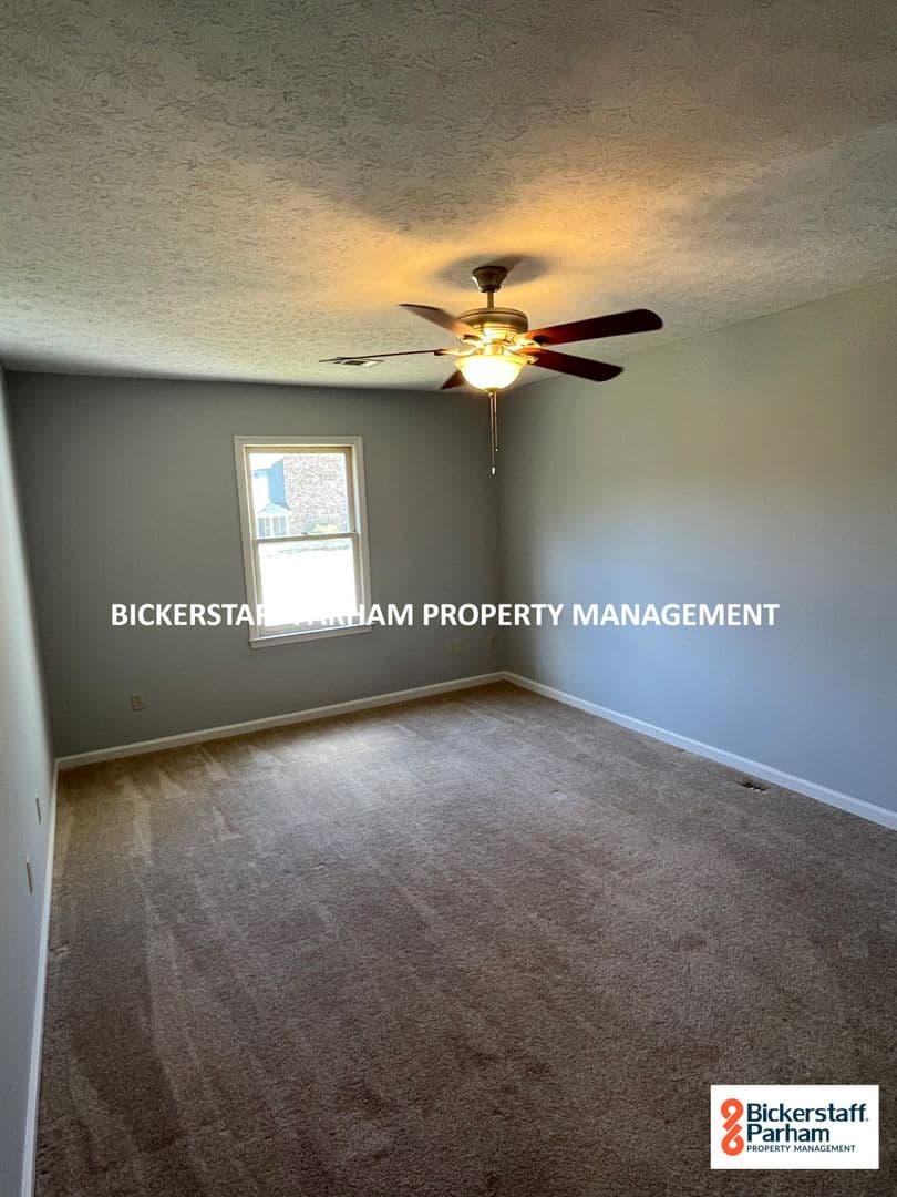 Columbus House: 6360 Olde Town Drive