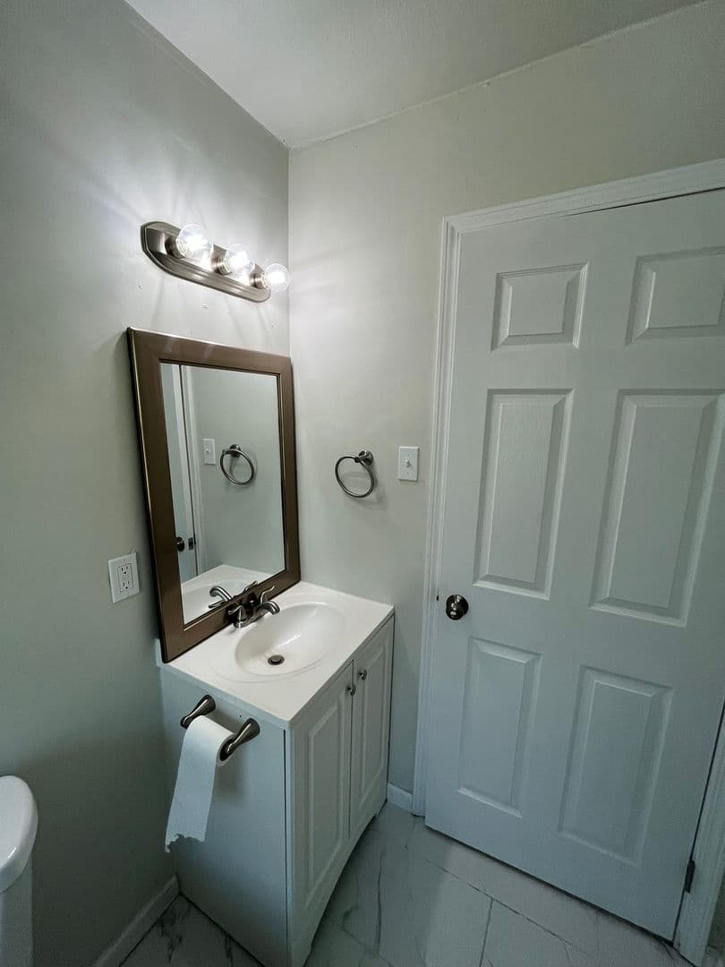 Columbus Apartment: 1031 Martin Luther King Junior Boulevard