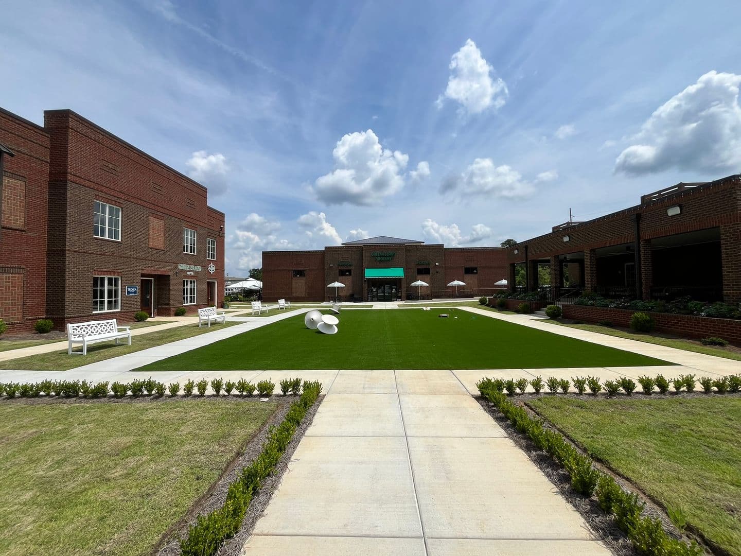 Columbus Apartment: 6801 River Rd