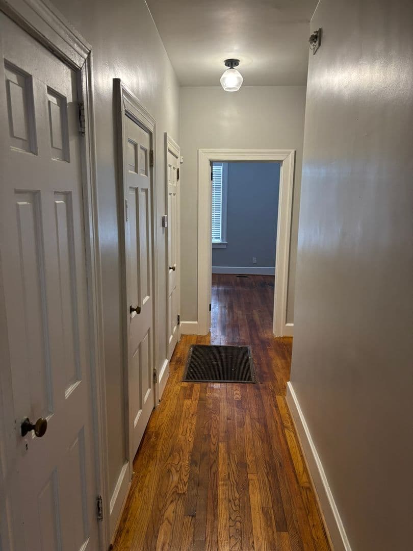 Columbus Apartment: 1219 Eberhart Avenue