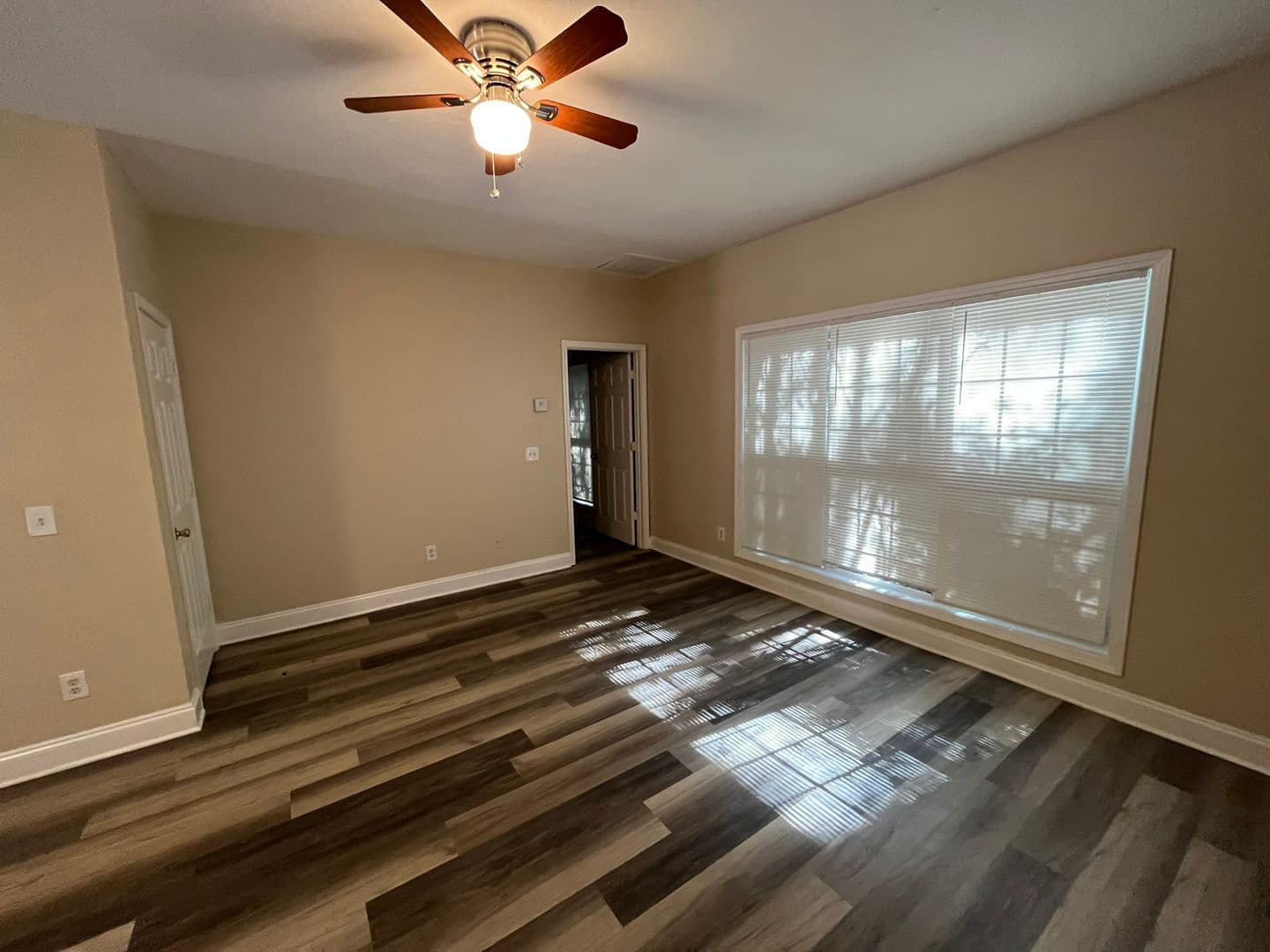 Columbus Apartment: 1346 Buena Vista Road