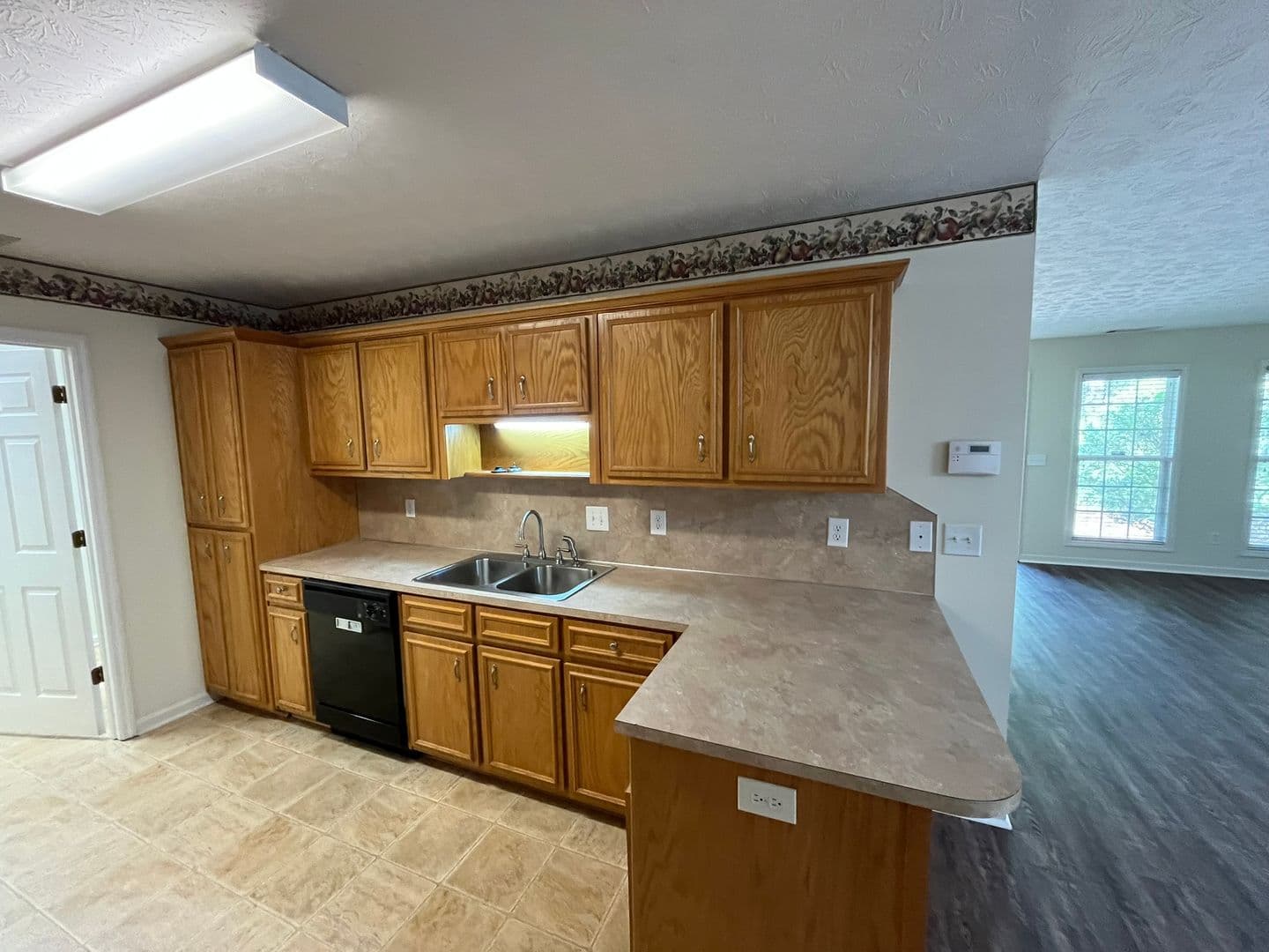 Hamilton House: 130 Mobley Court