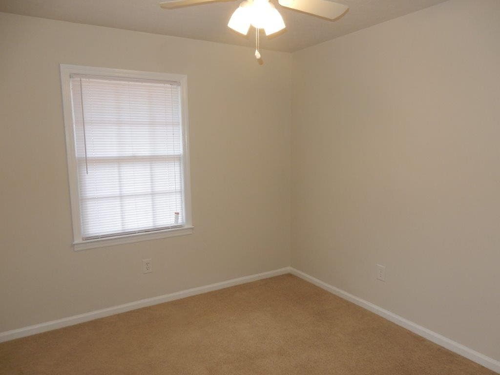 Columbus House: 8110 Trafalgar Way
