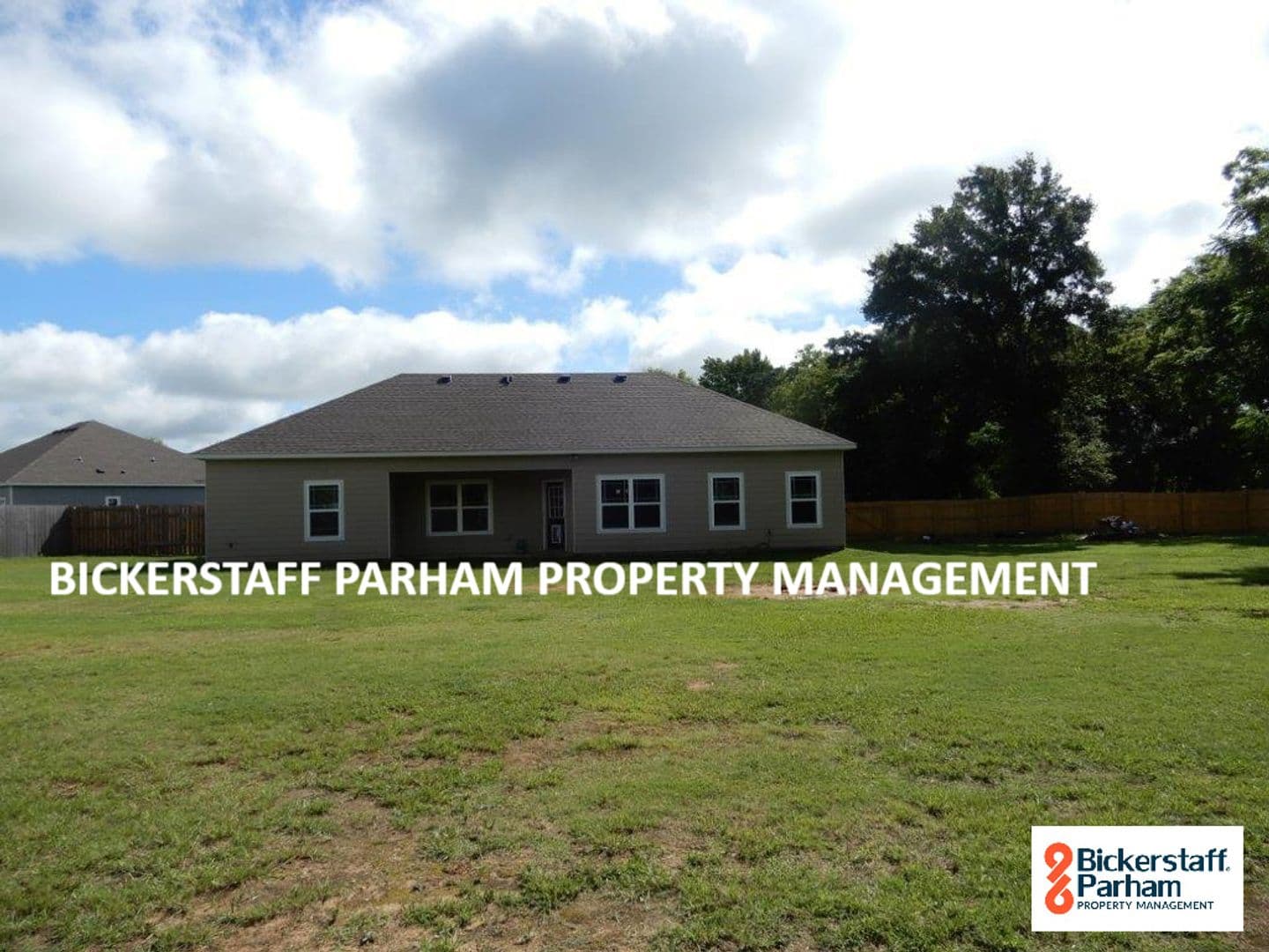 Fort Mitchell House: 22 Eagle Nest Drive