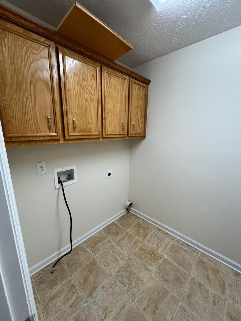 Hamilton House: 130 Mobley Court