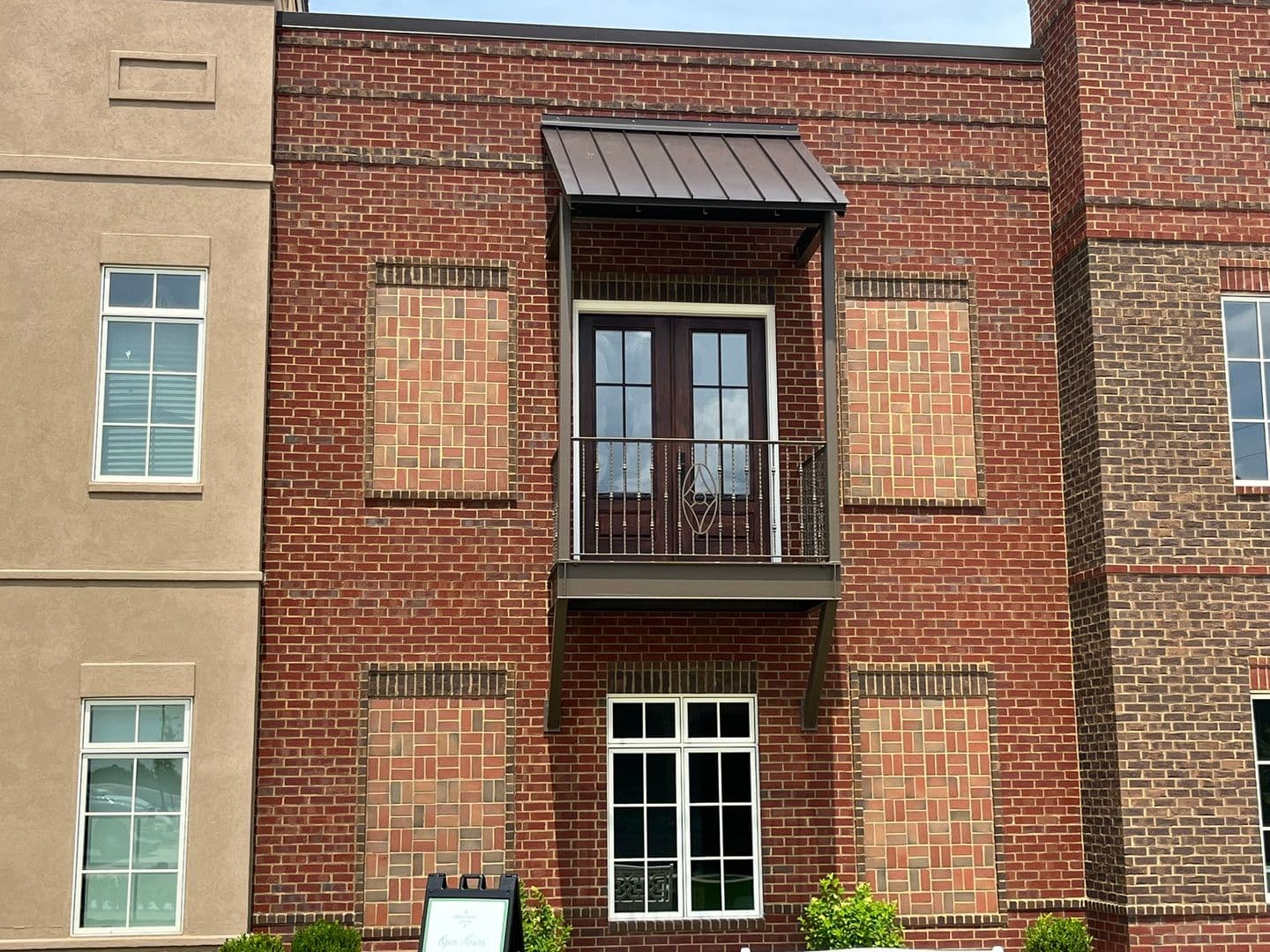 Columbus Apartment: 6801 River Rd