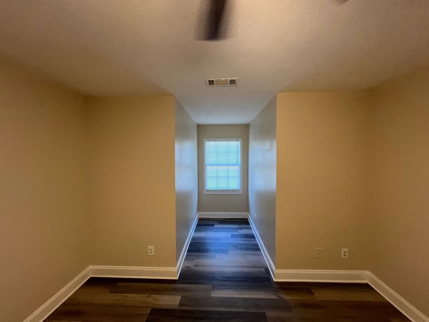 Columbus Apartment: 1346 Buena Vista Road