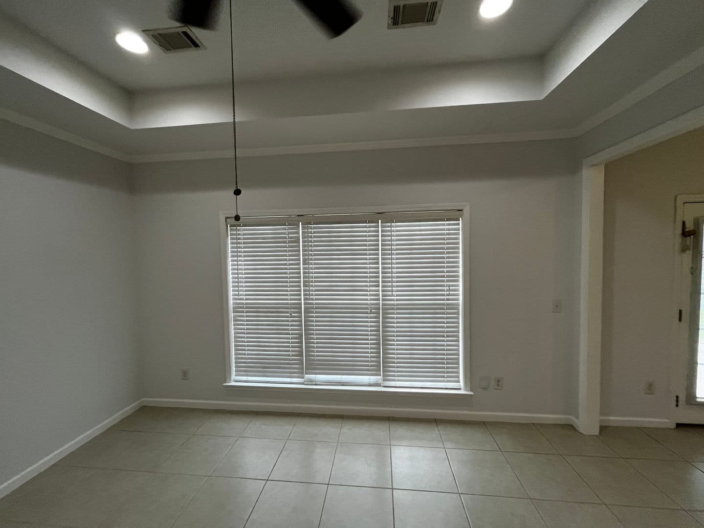 Columbus House: 7013 Imperial Way