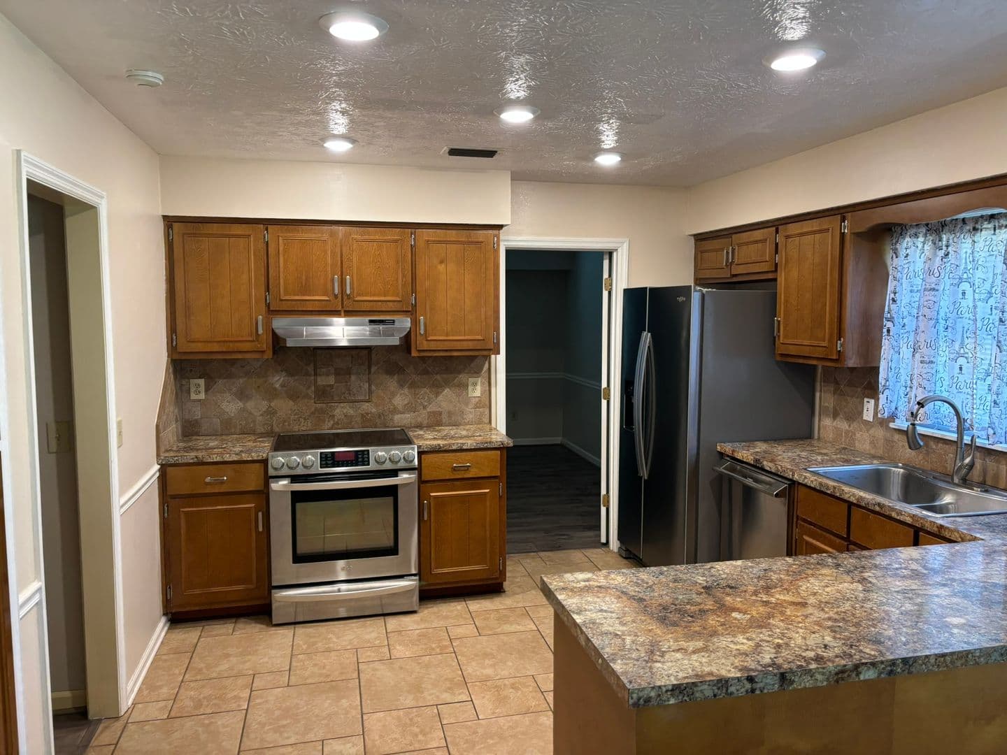 Columbus House: 3527 Marriott Drive