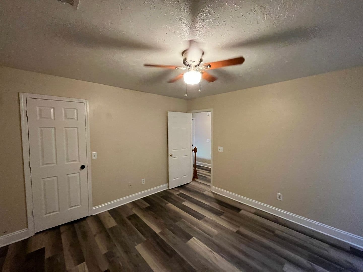 Columbus Apartment: 1346 Buena Vista Road