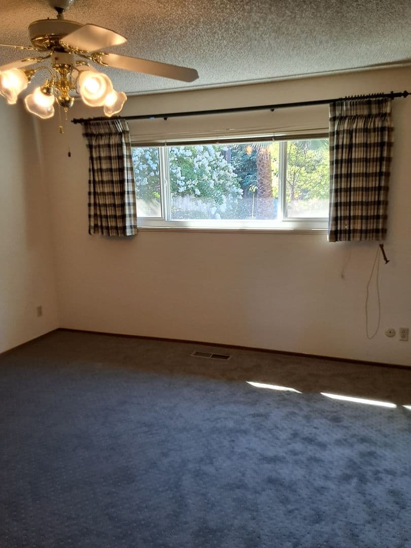 Chico House: 938 W. 12th Ave.