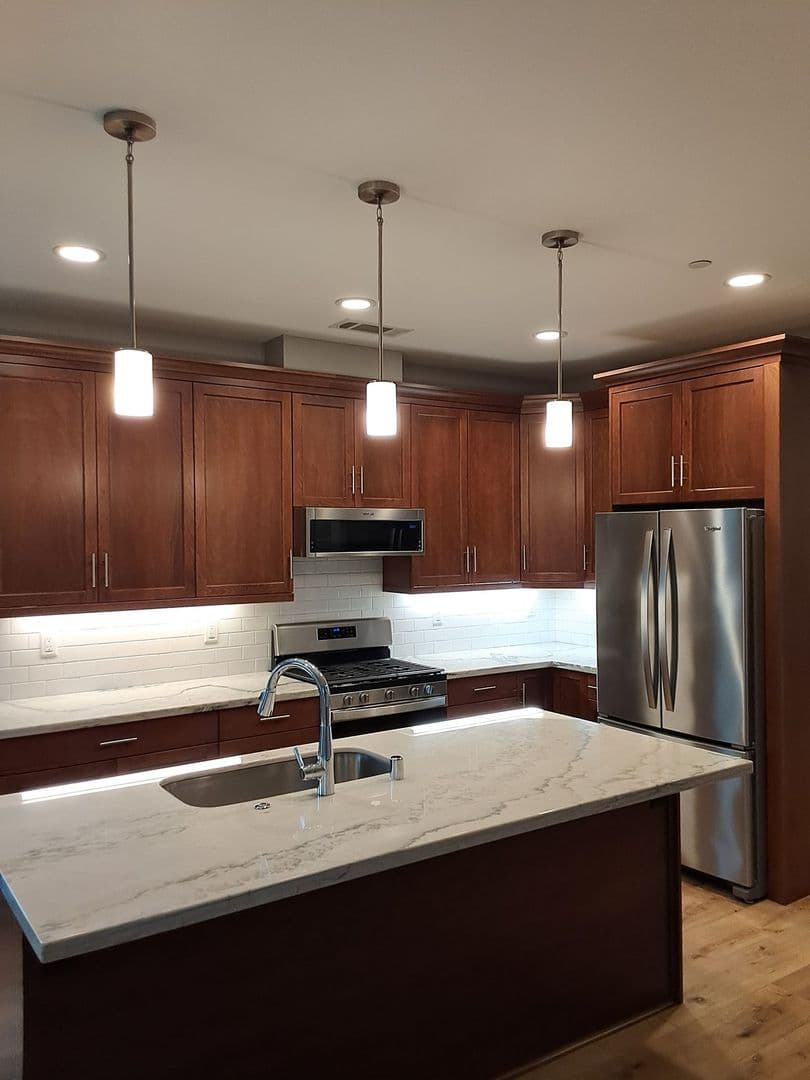 Paradise House: 1457 Leafy Lane