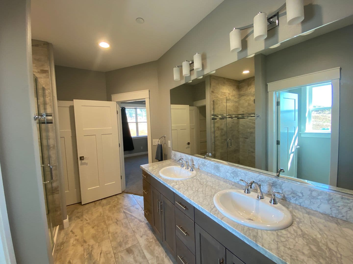 Paradise House: 1457 Leafy Lane