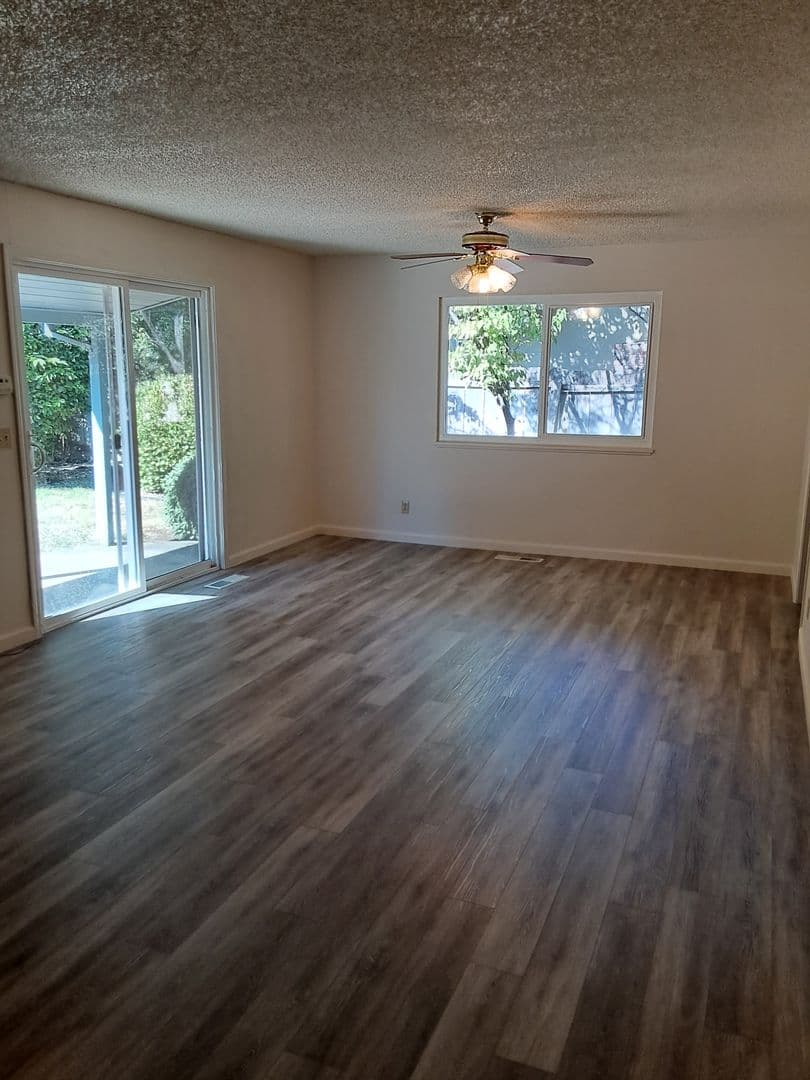 Chico House: 938 W. 12th Ave.