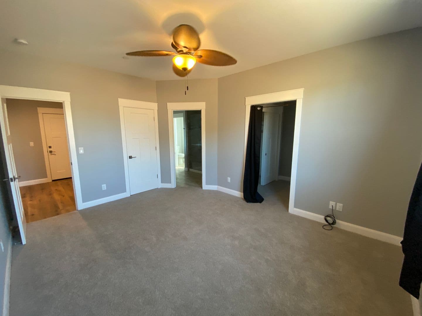Paradise House: 1457 Leafy Lane
