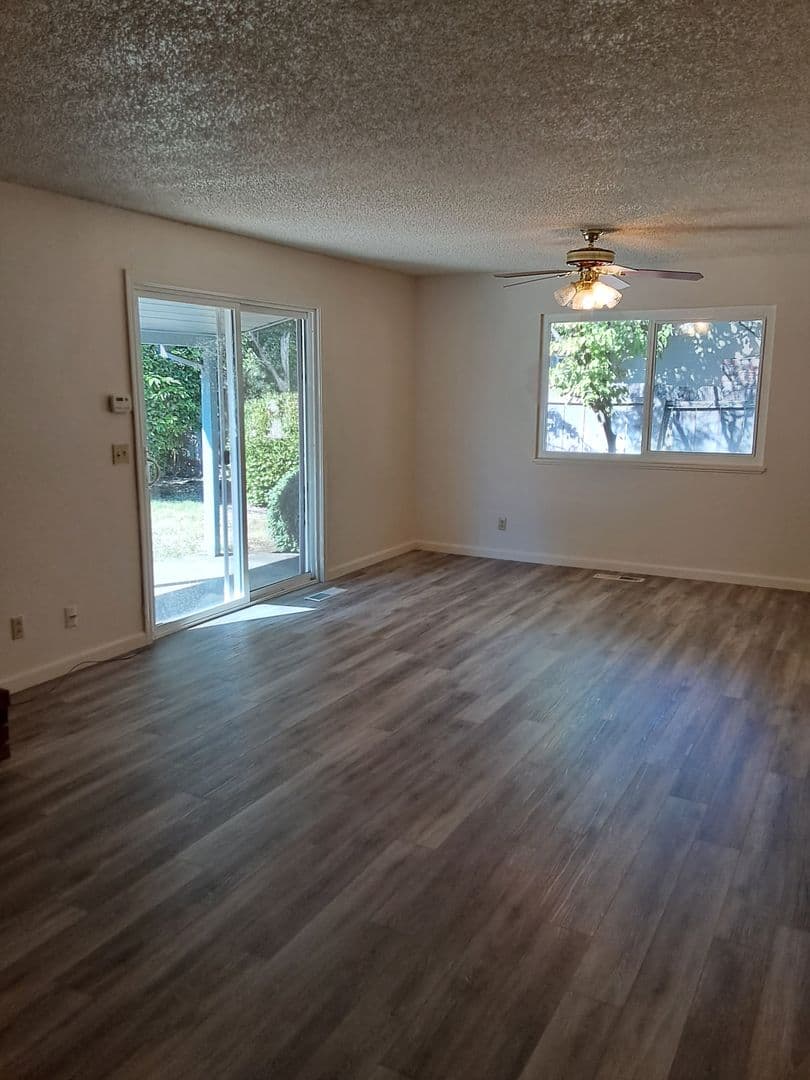 Chico House: 938 W. 12th Ave.