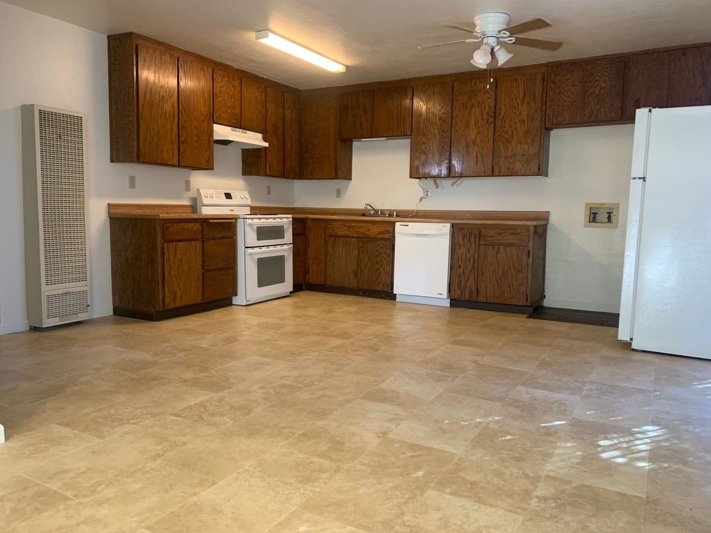 Chico Apartment: 1905 Locust St.