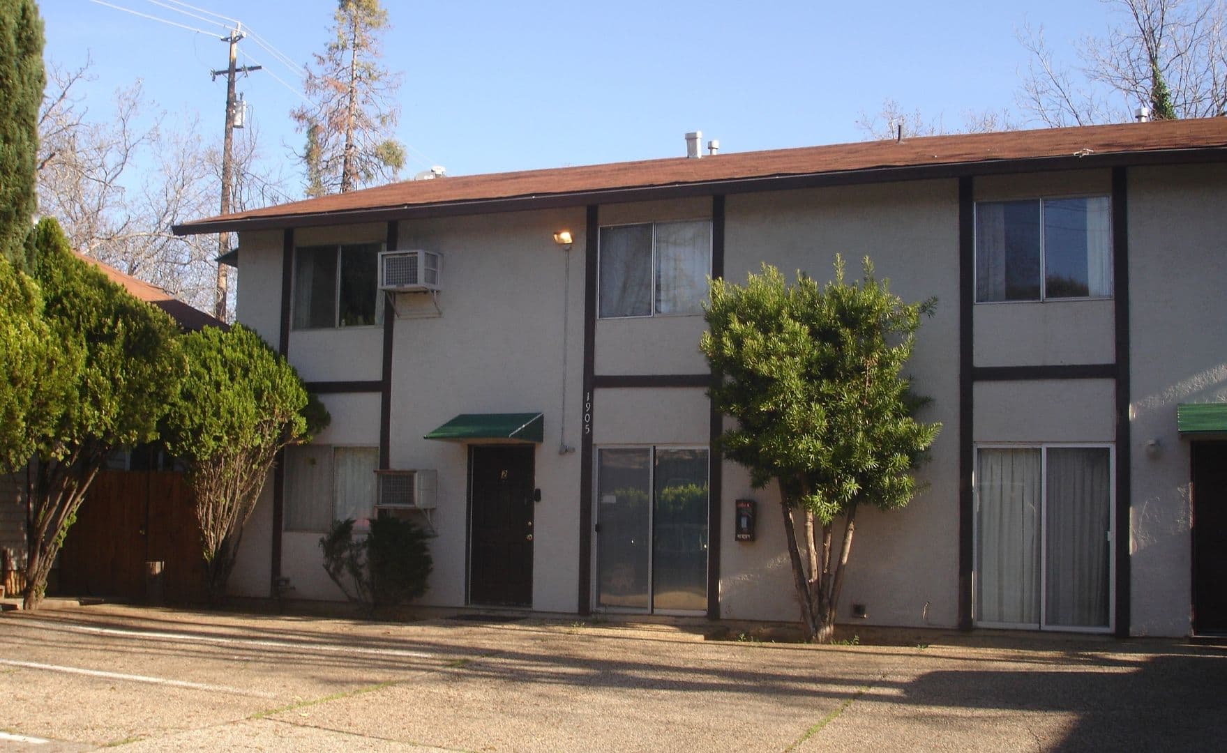 Chico Apartment: 1905 Locust St.