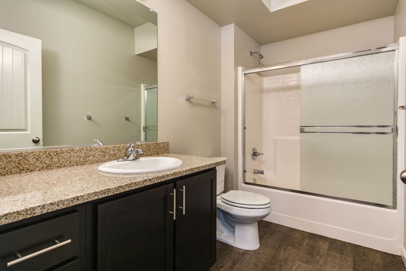 Chico Apartment: 2160 Humboldt Road