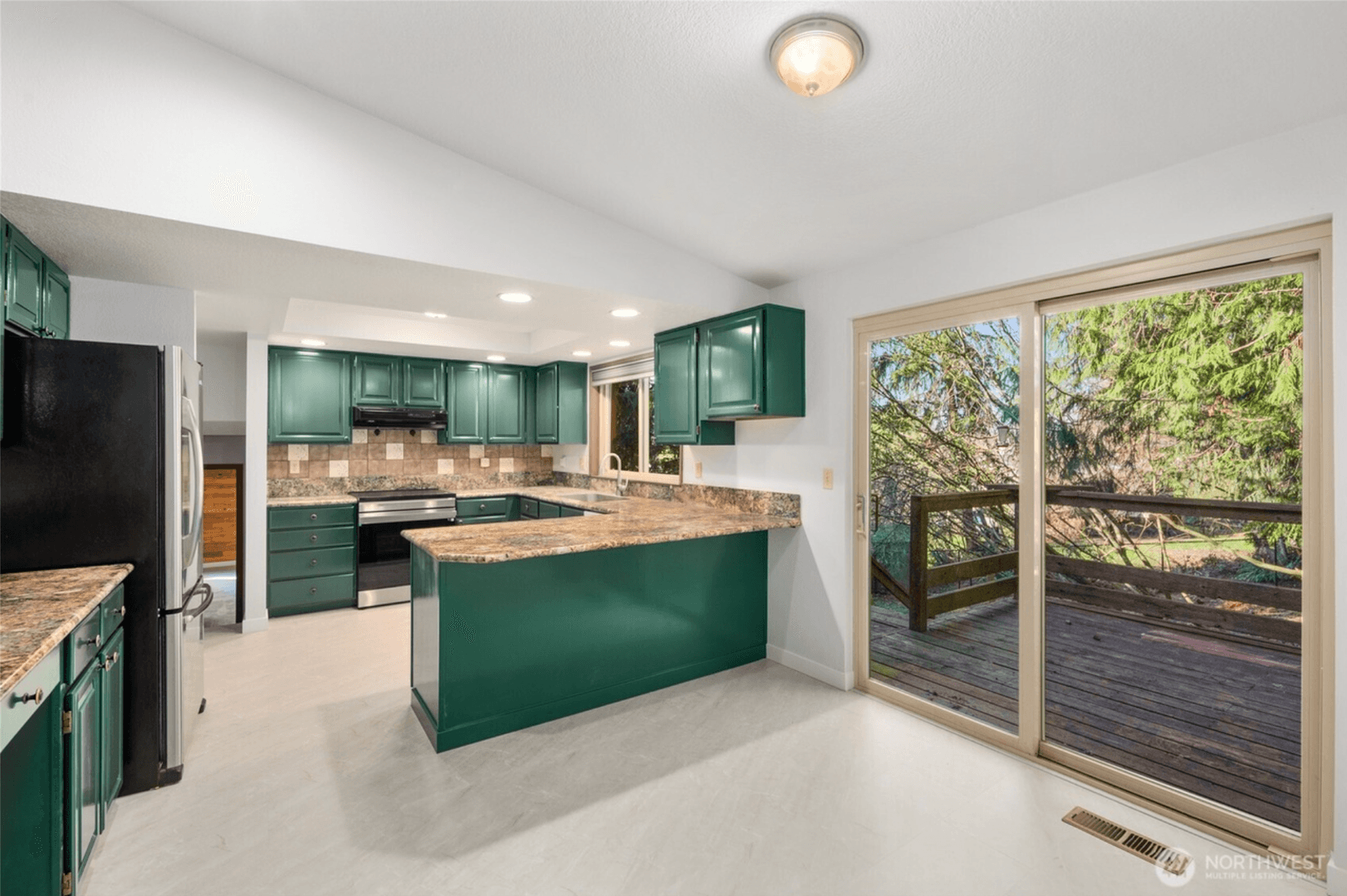 Kent House: 19306 SE 277th Street