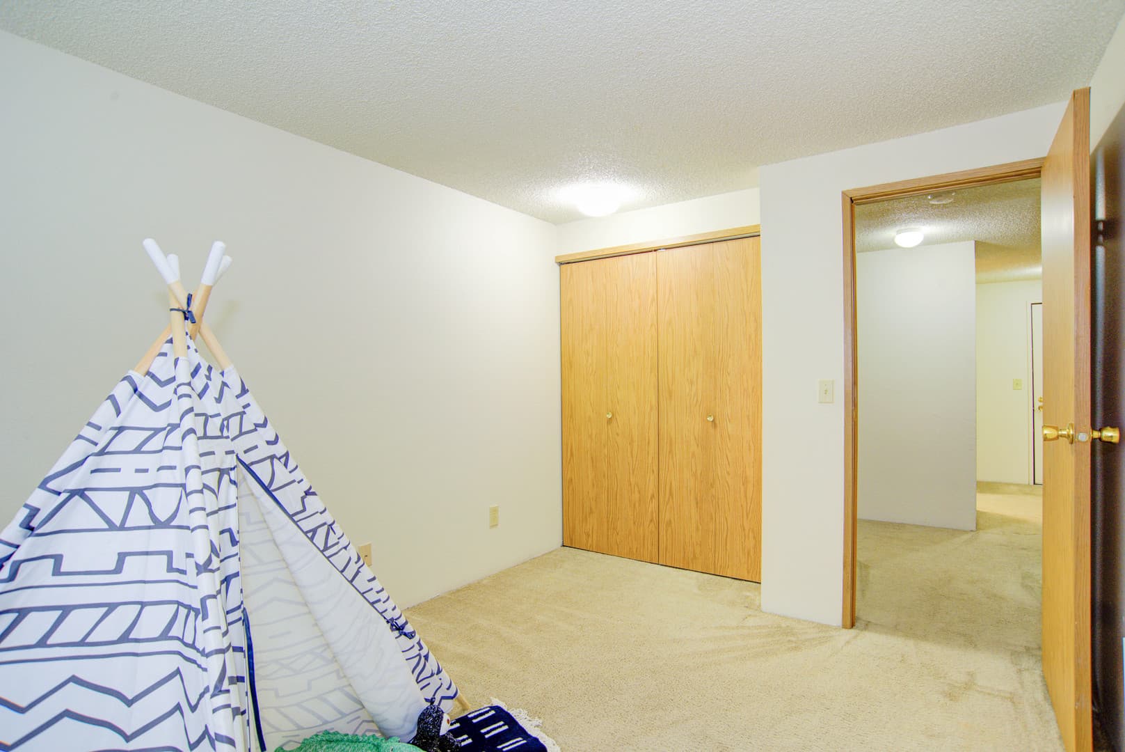 Seattle Apartment: 6901 Delridge Way SW