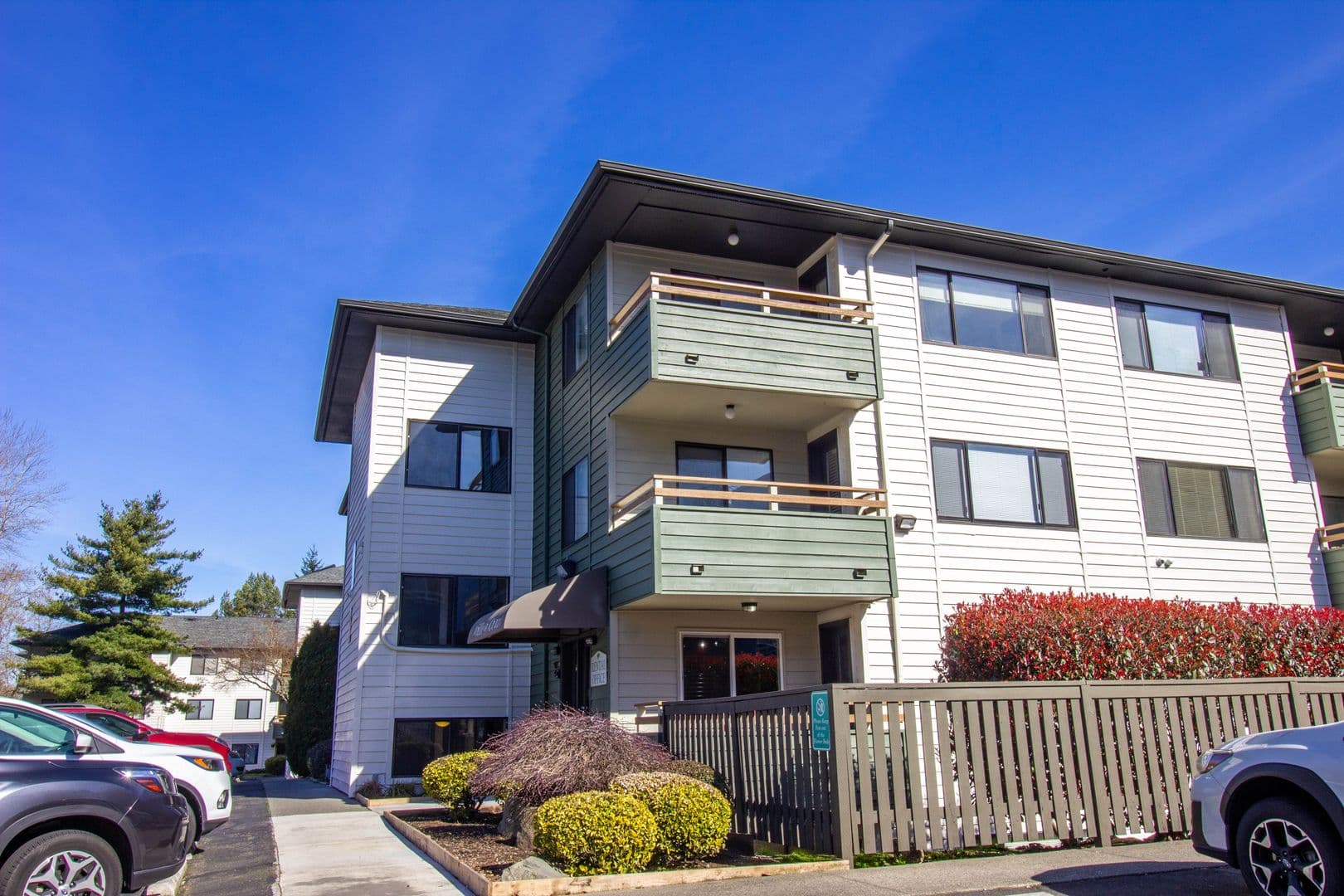 Seattle Apartment: 6901 Delridge Way SW