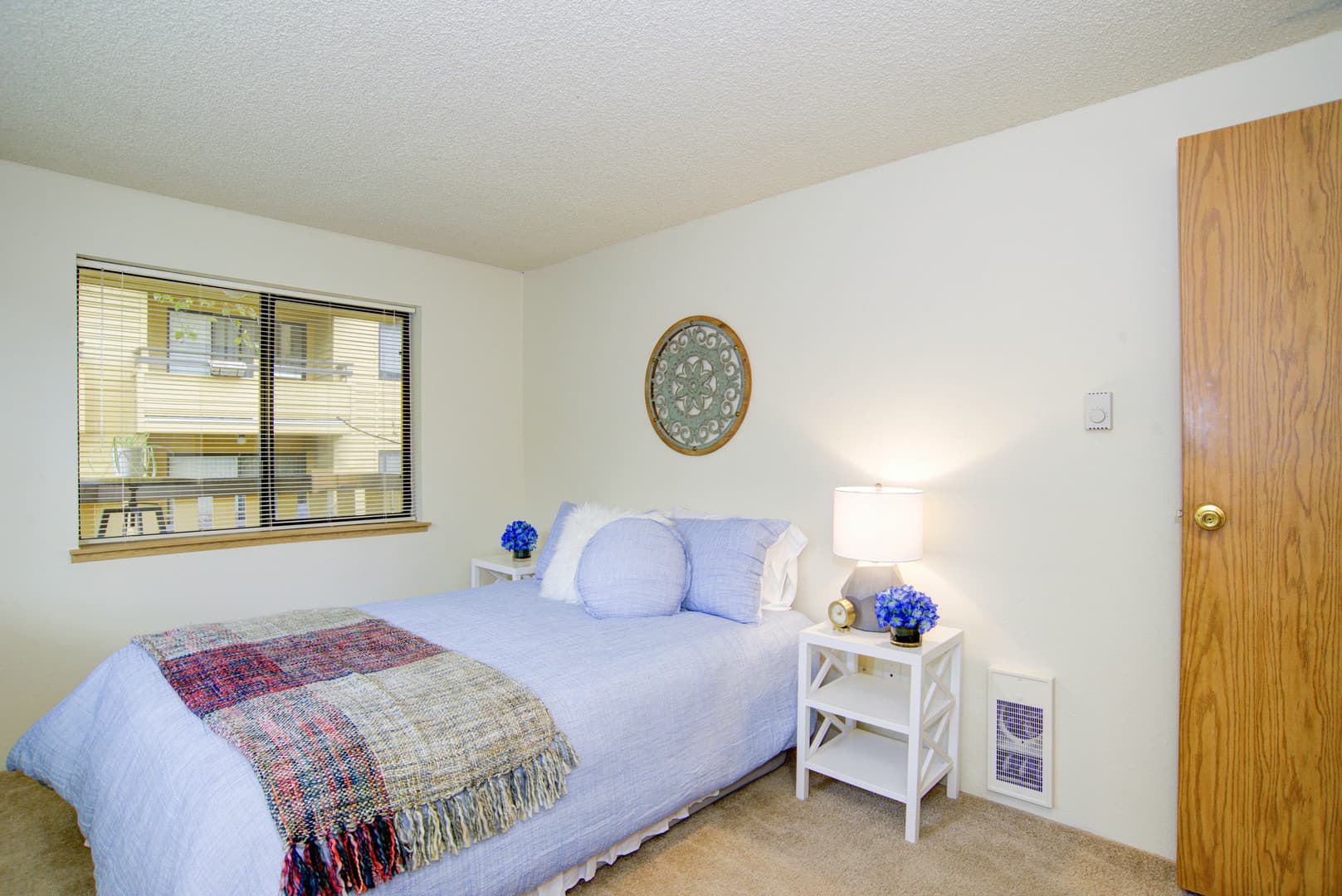 Seattle Apartment: 6901 Delridge Way SW