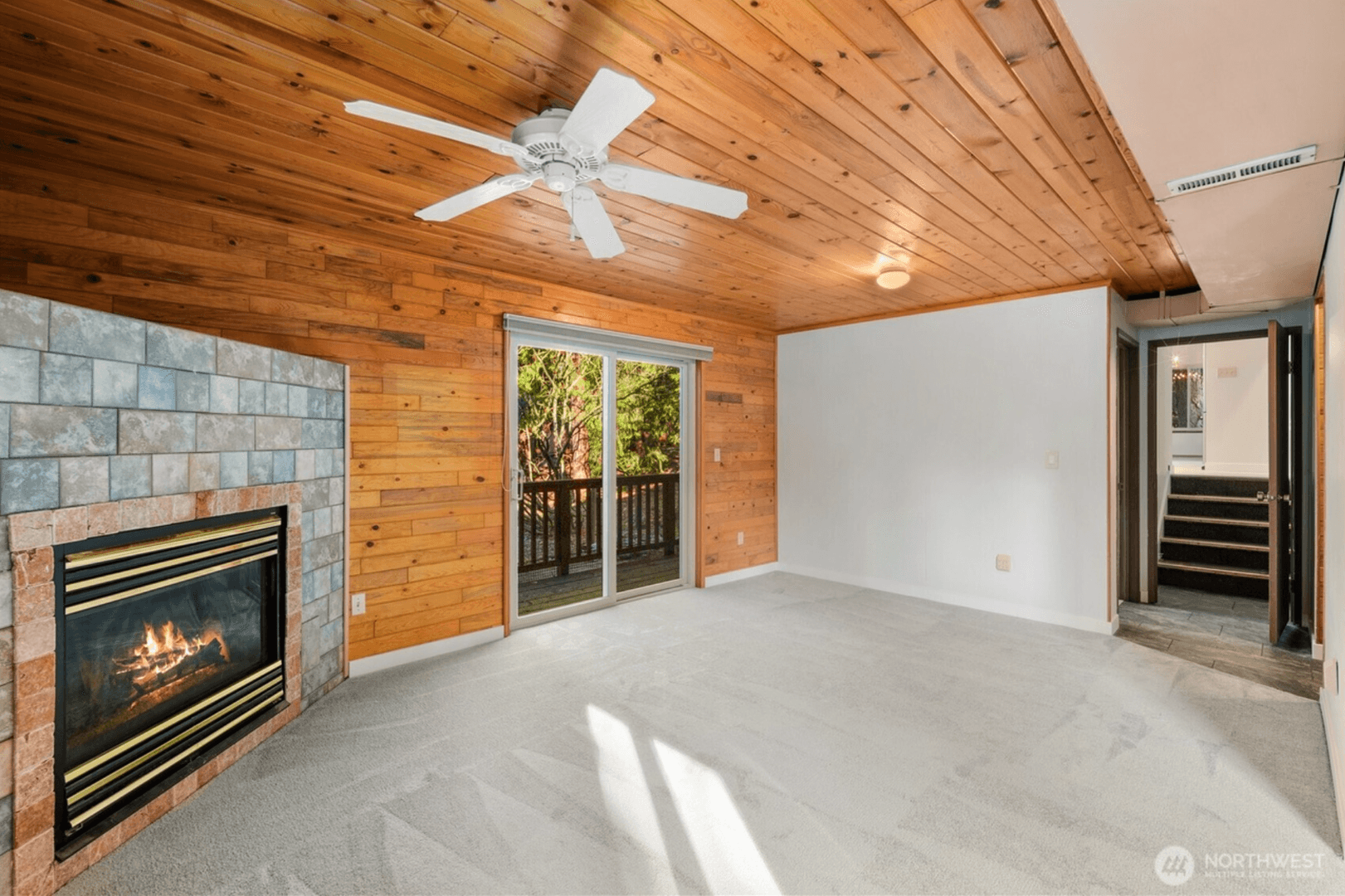 Kent House: 19306 SE 277th Street