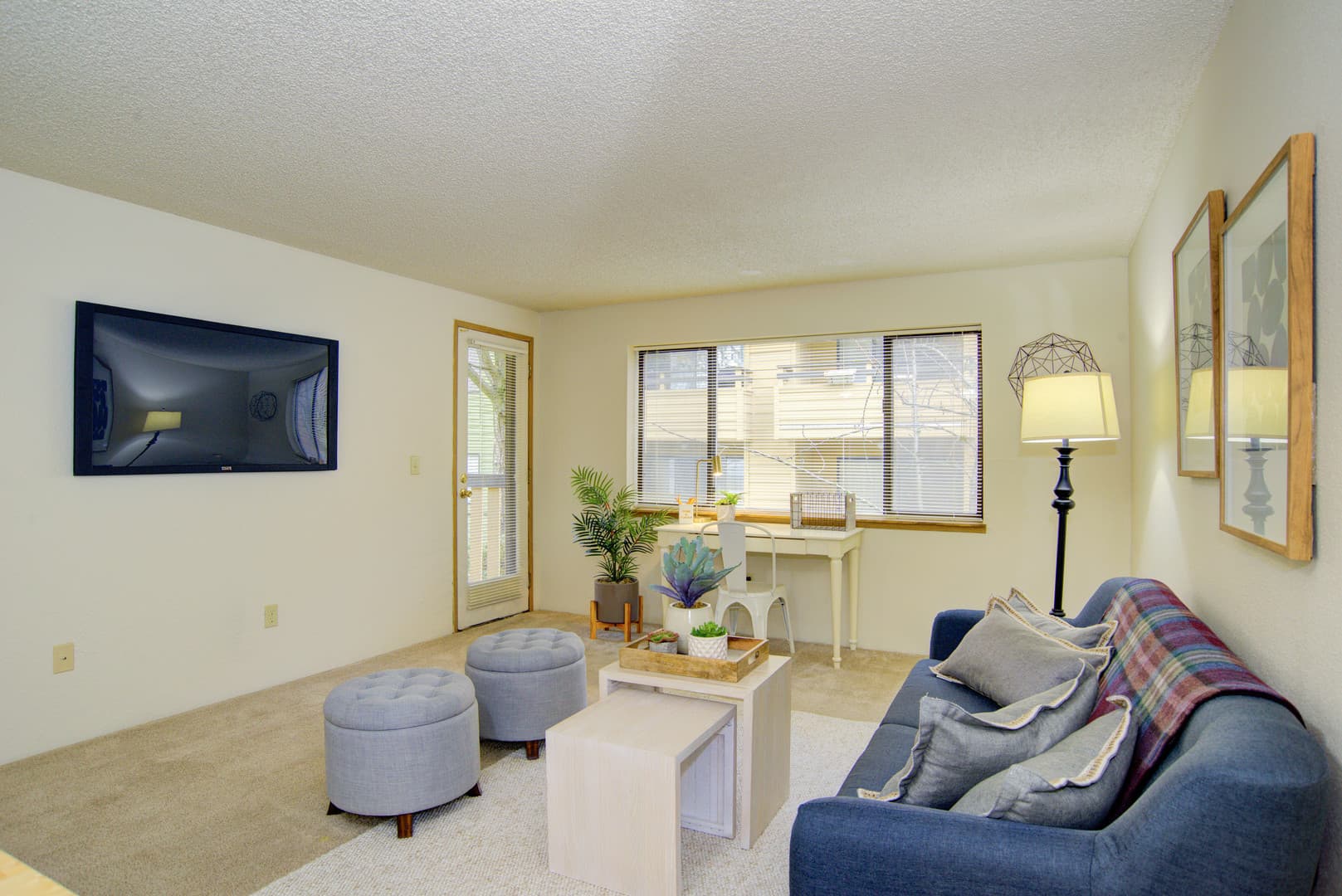 Seattle Apartment: 6901 Delridge Way SW