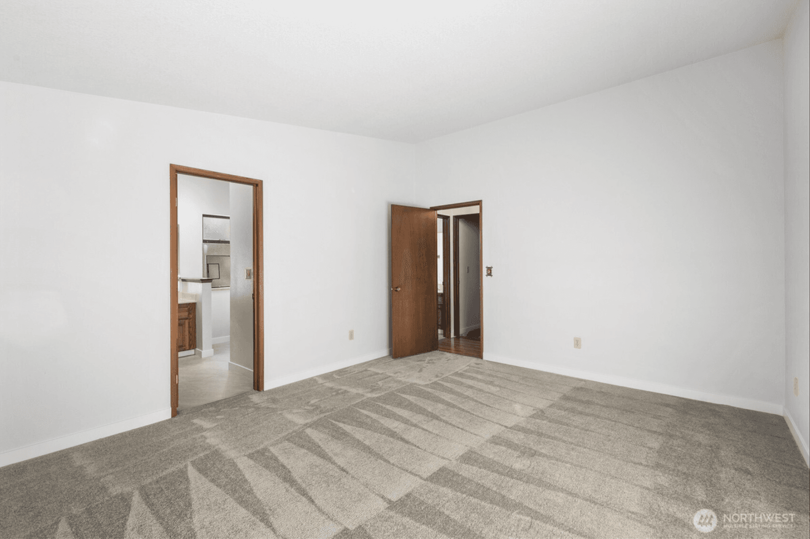 Kent House: 19306 SE 277th Street