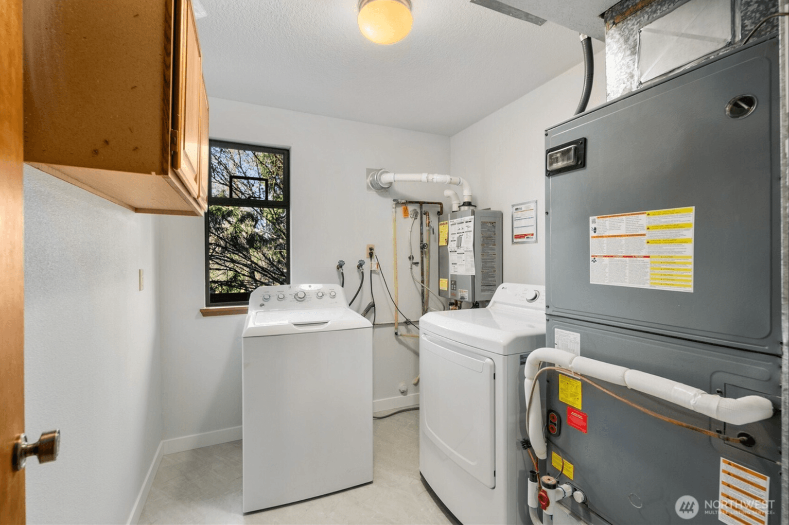 Kent House: 19306 SE 277th Street