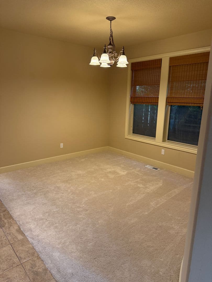 Portland House: 21130 NW Galice Lane